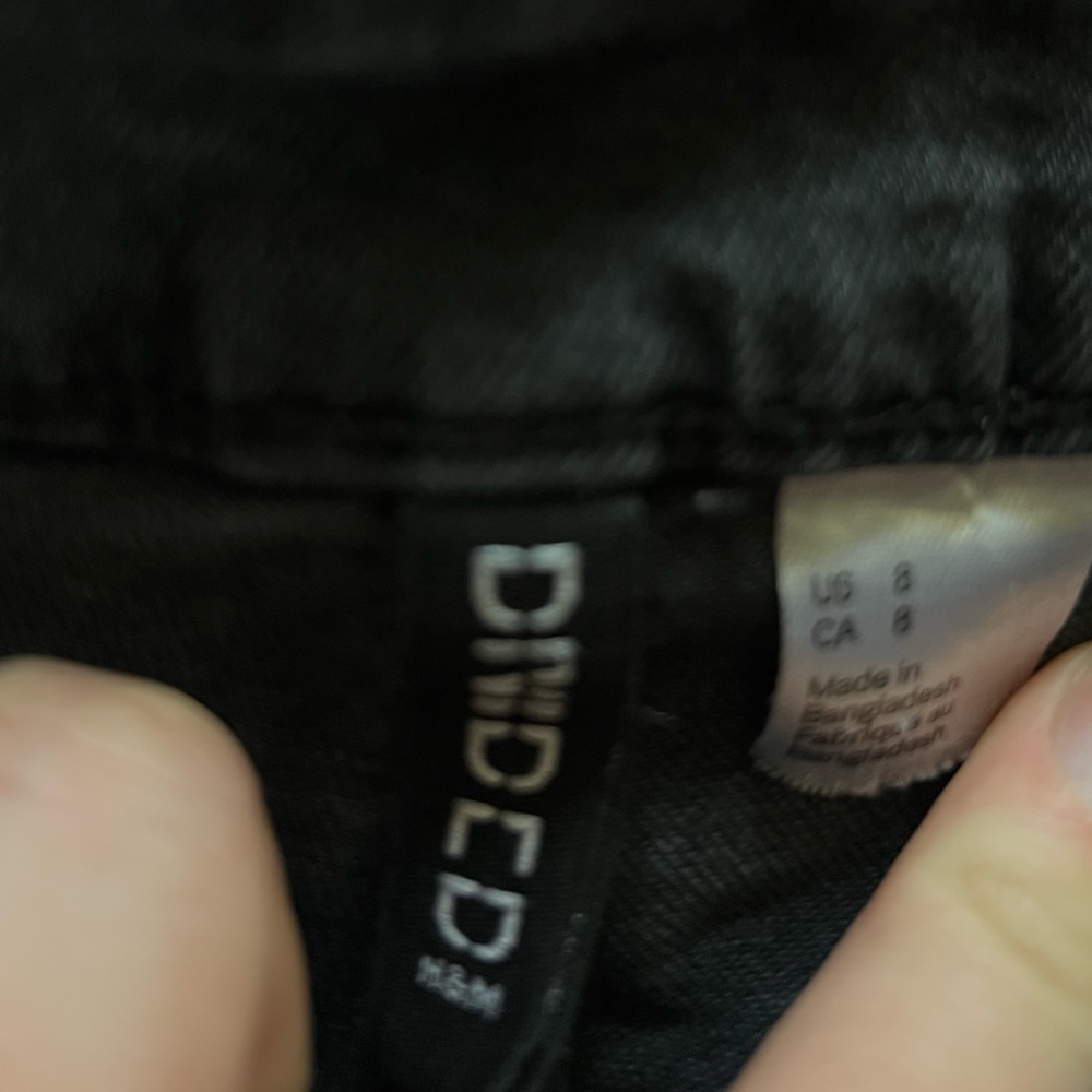 🖤BLACK JEANS🖤 - Picture 2 of 3